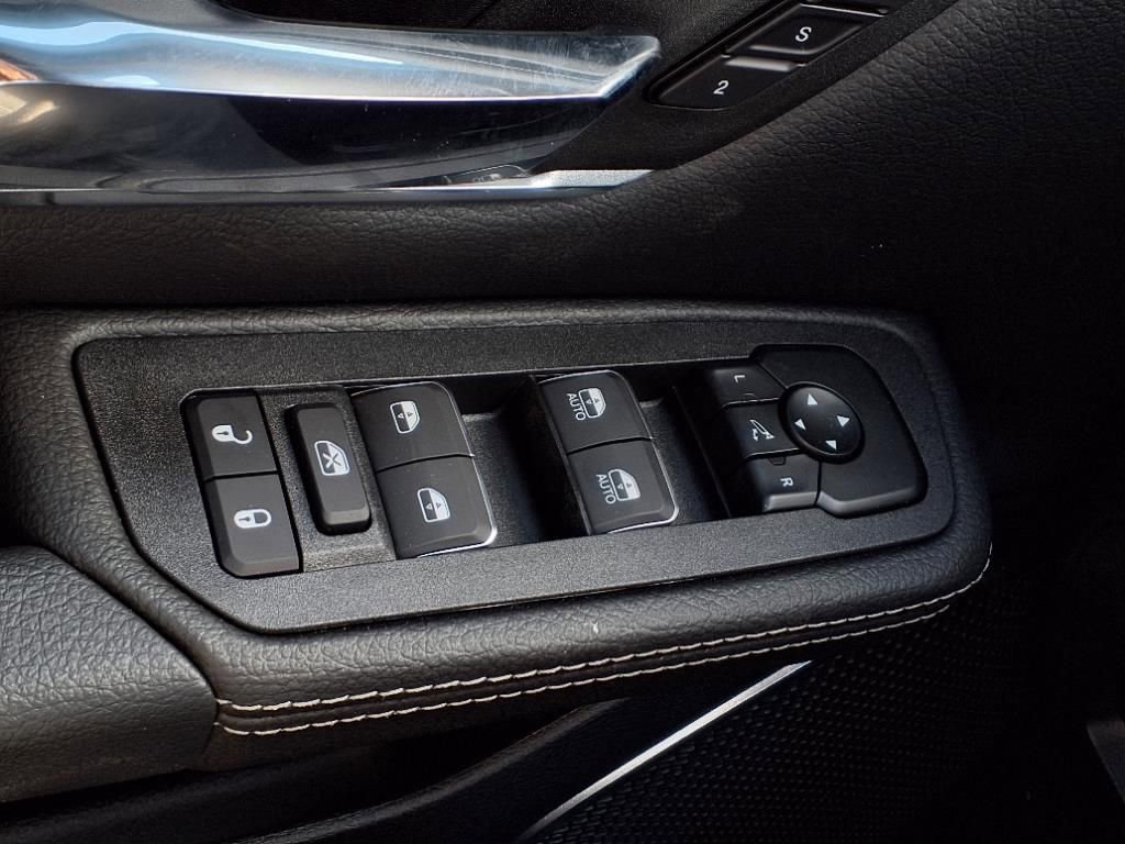 New 2026 RAM 1500 Laramie w/ Sport Appearance Package image 19