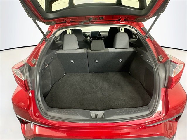 Used 2020 Toyota C-HR LE image 22