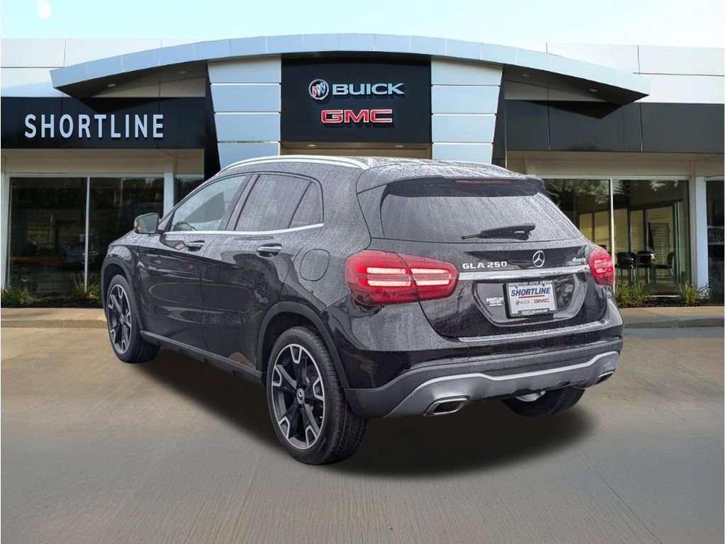 Used 2020 Mercedes-Benz GLA 250 4MATIC w/ Premium Package image 5