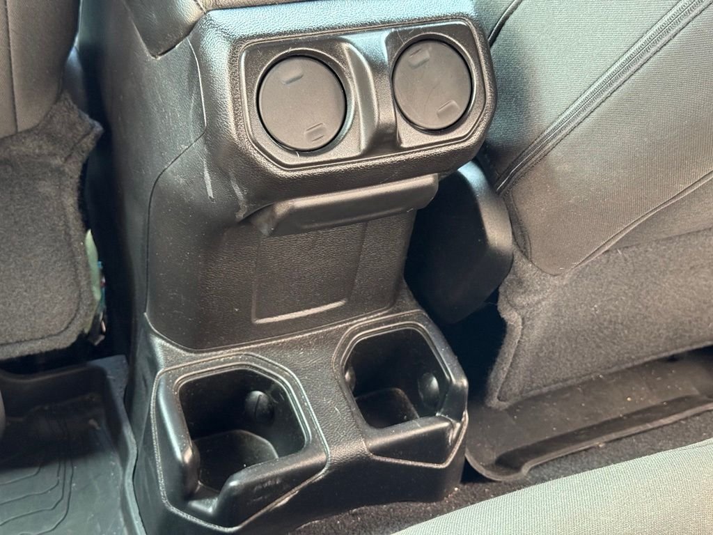 Used 2019 Jeep Wrangler Sport AWD/4WD image 36