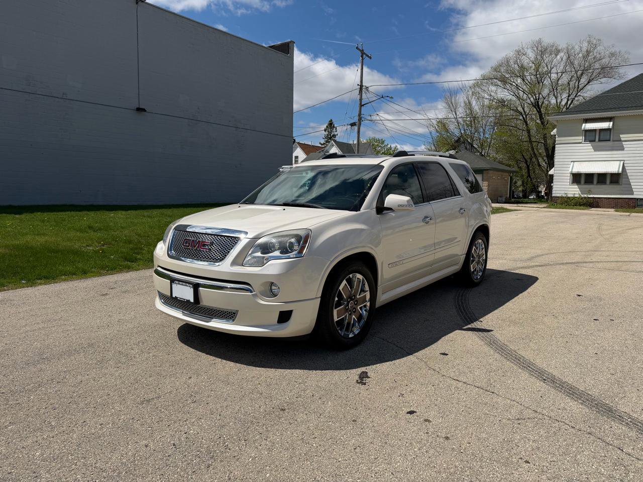 Used 2012 GMC Acadia Denali AWD/4WD image 3