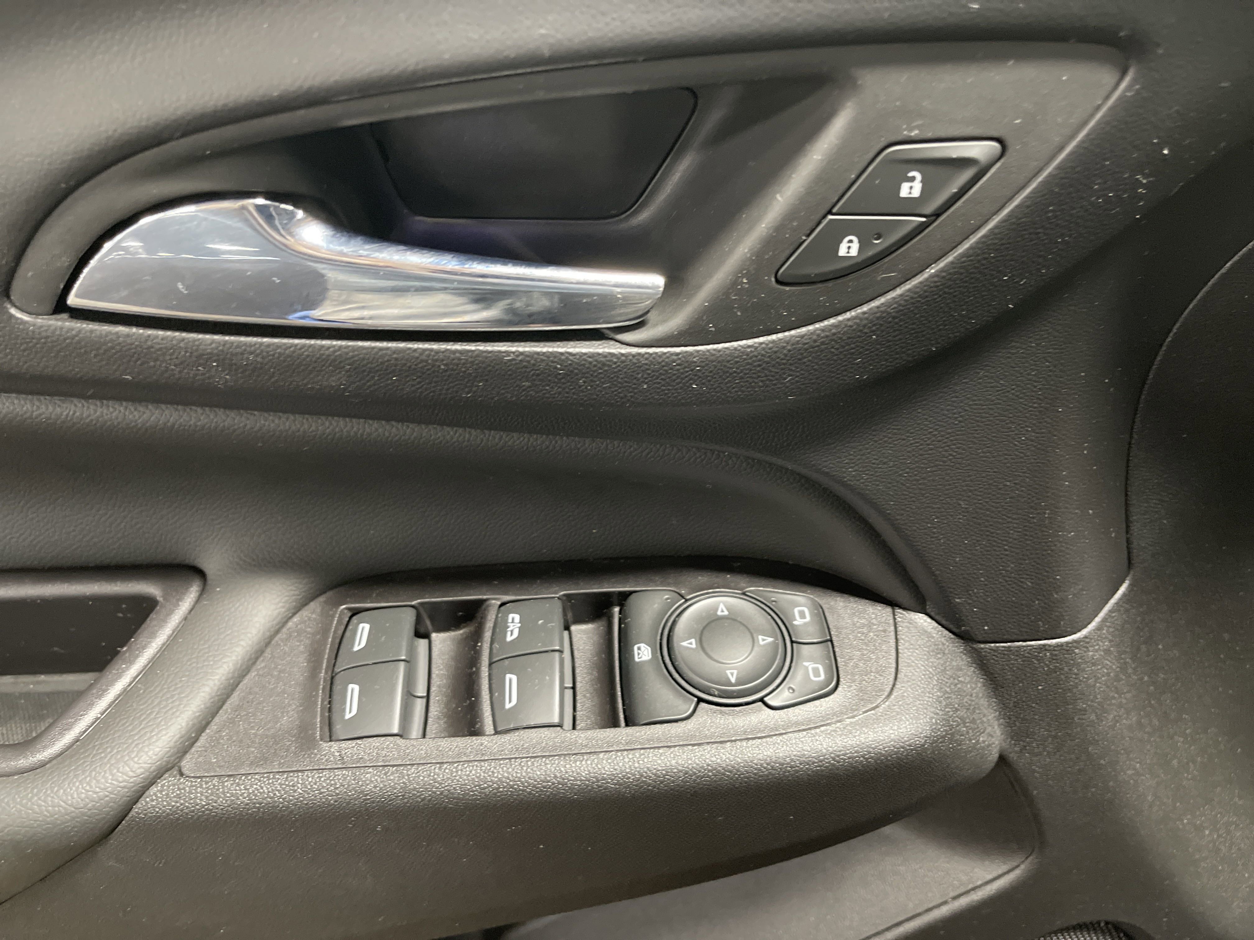 Used 2022 Chevrolet Equinox LT image 7