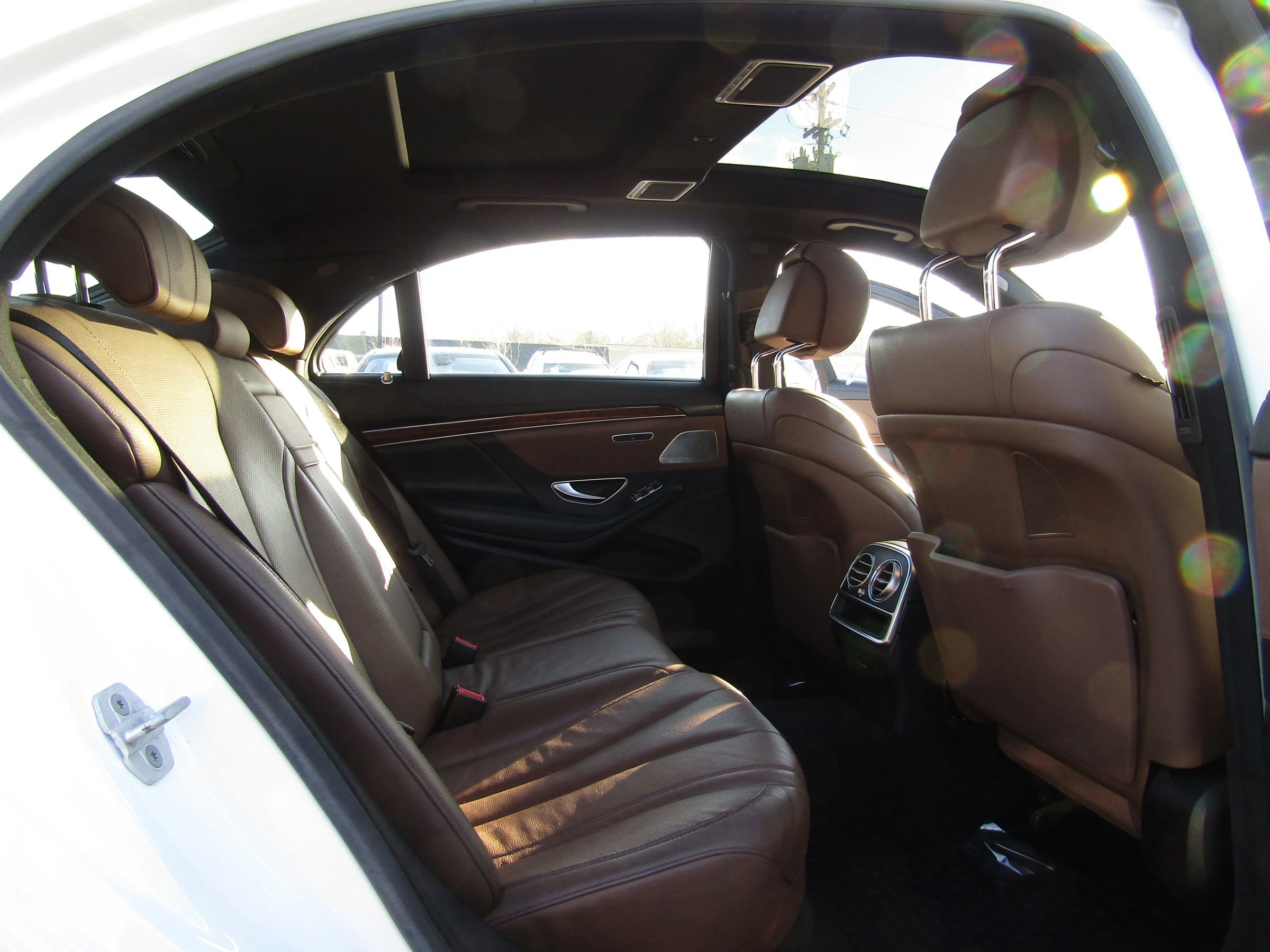 Used 2014 Mercedes-Benz S 550 Sedan w/ Sport Package w/ Sport Package image 15