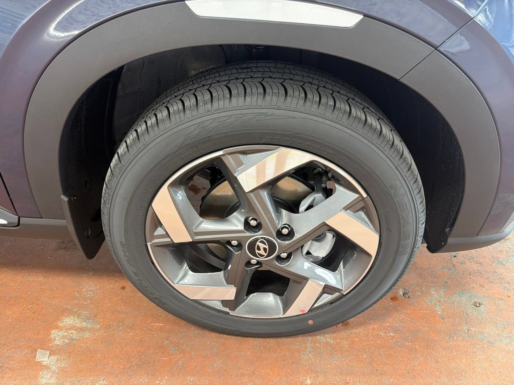 New 2026 Hyundai Venue SEL FWD image 10