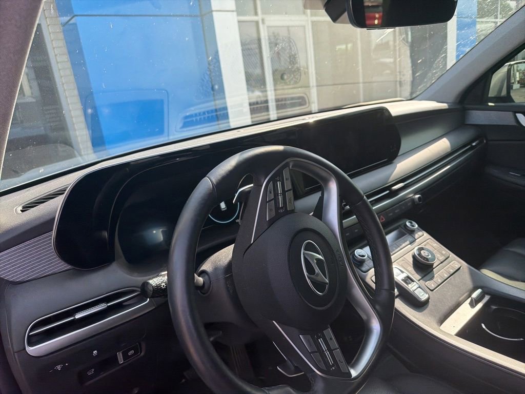 Used 2025 Hyundai Palisade Limited FWD image 7