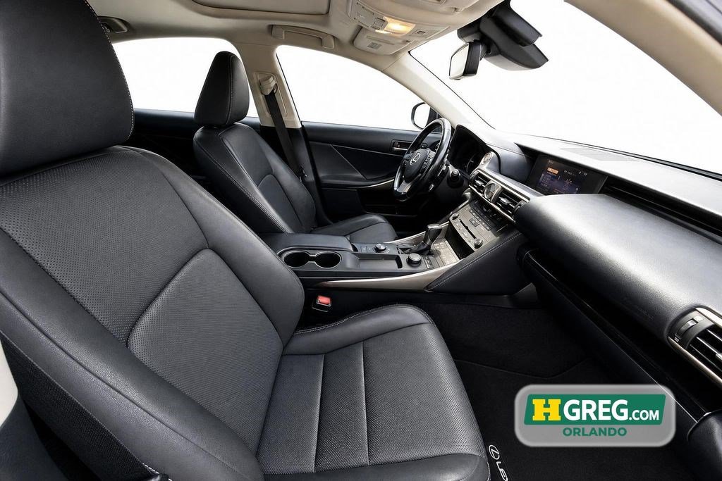 Used 2019 Lexus IS 300 w/ Premium Package RWD image 15
