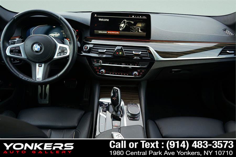 Used 2022 BMW 540i xDrive w/ M Sport Package image 31