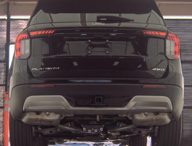 Used 2026 Ford Explorer Platinum w/ LUX Leather Package image 5