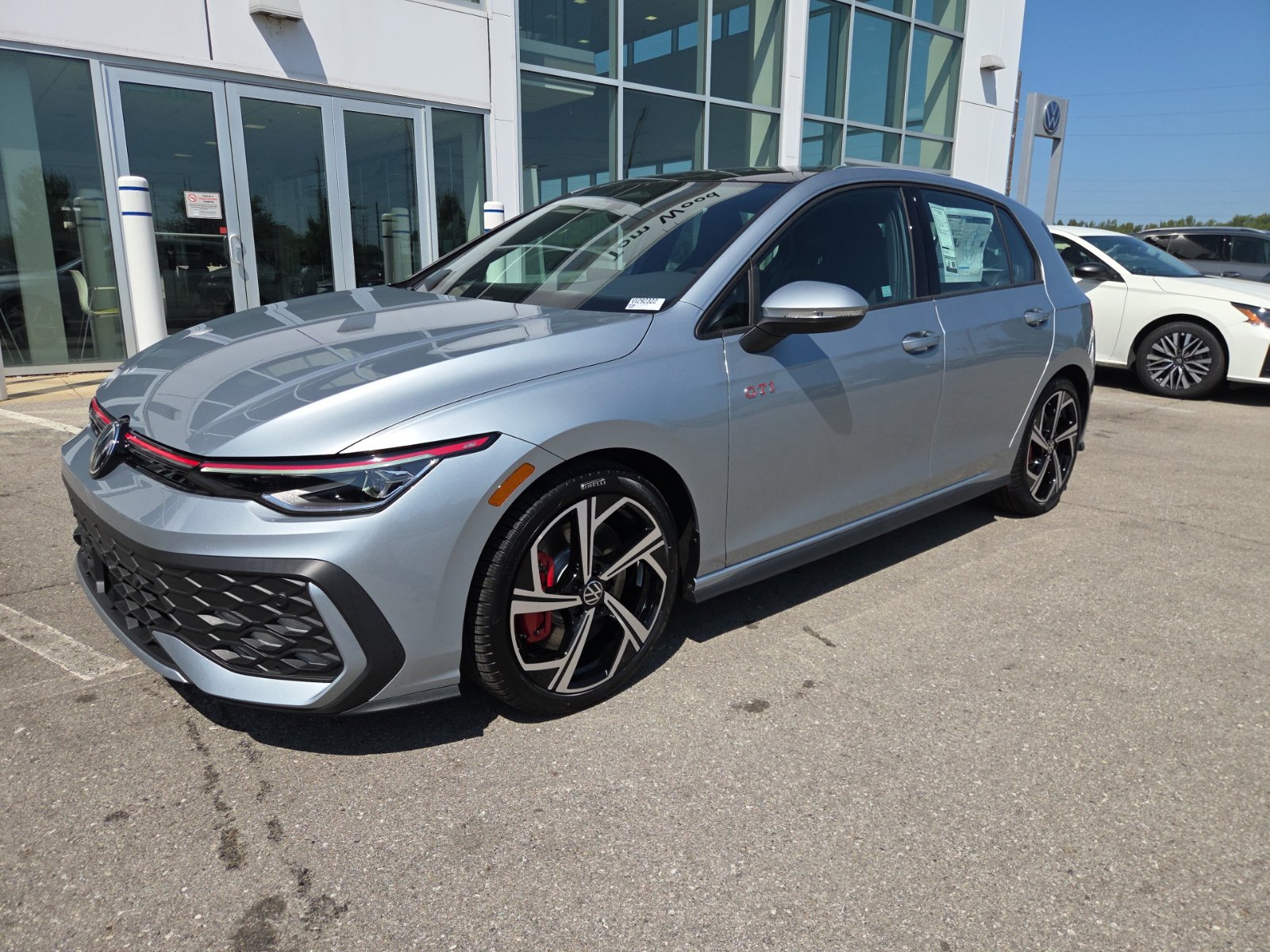 New 2026 Volkswagen GTI SE FWD image 12