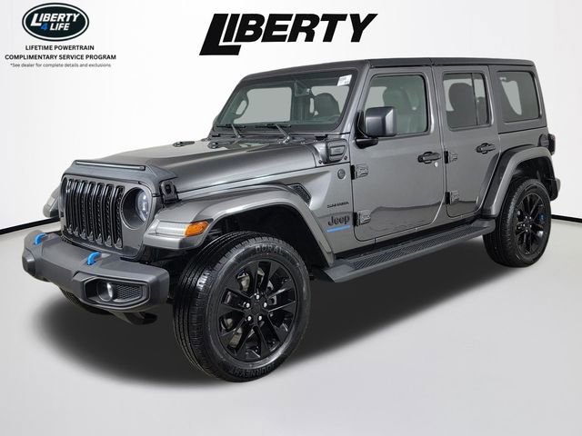 Used 2023 Jeep Wrangler Unlimited Sahara w/ Cold Weather Group AWD/4WD image 7