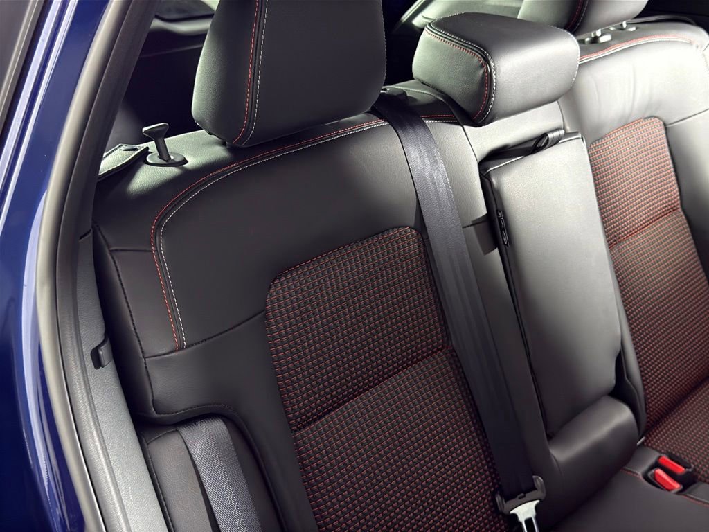 Certified 2025 Nissan Kicks SR AWD/4WD image 26