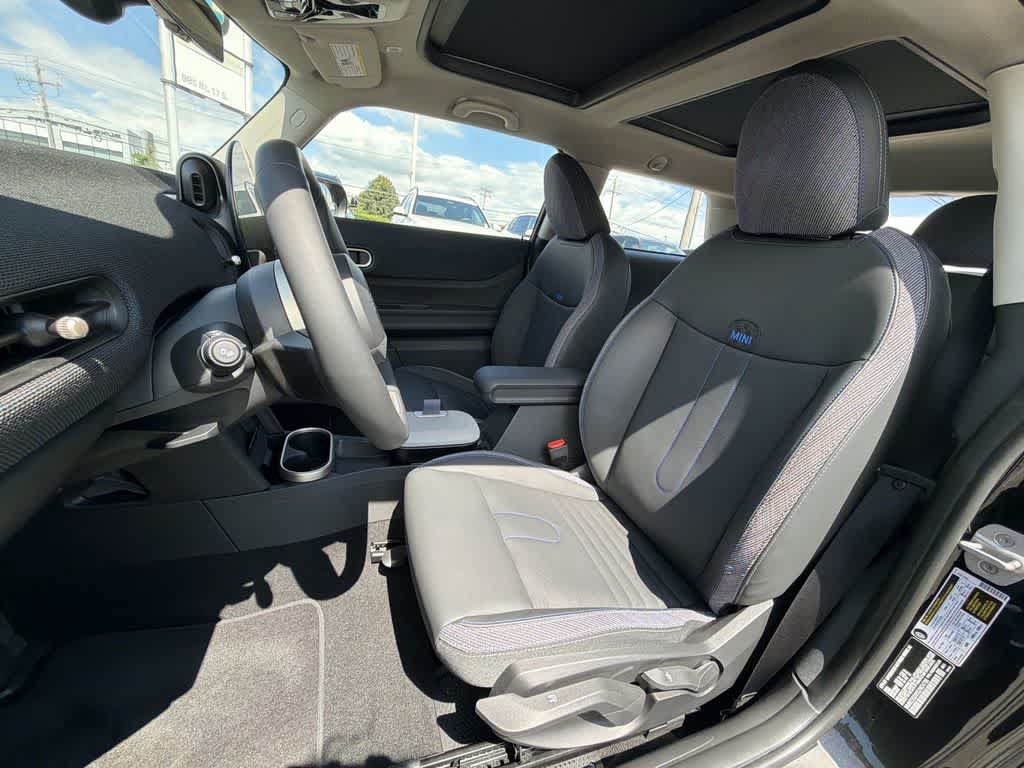 Used 2025 MINI Cooper S FWD image 19