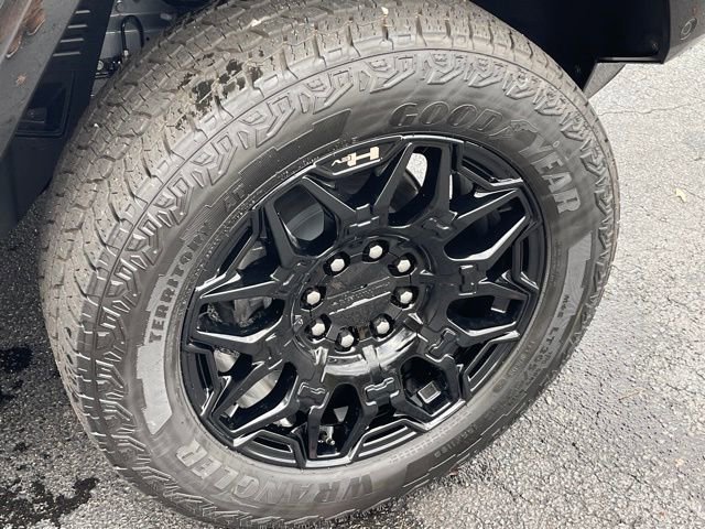New 2025 GMC Hummer EV 2X AWD/4WD image 25