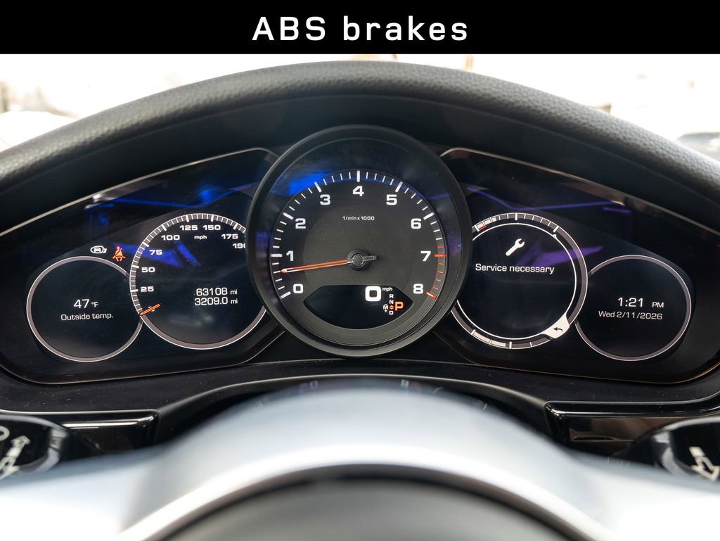 Used 2018 Porsche Panamera 4 image 14