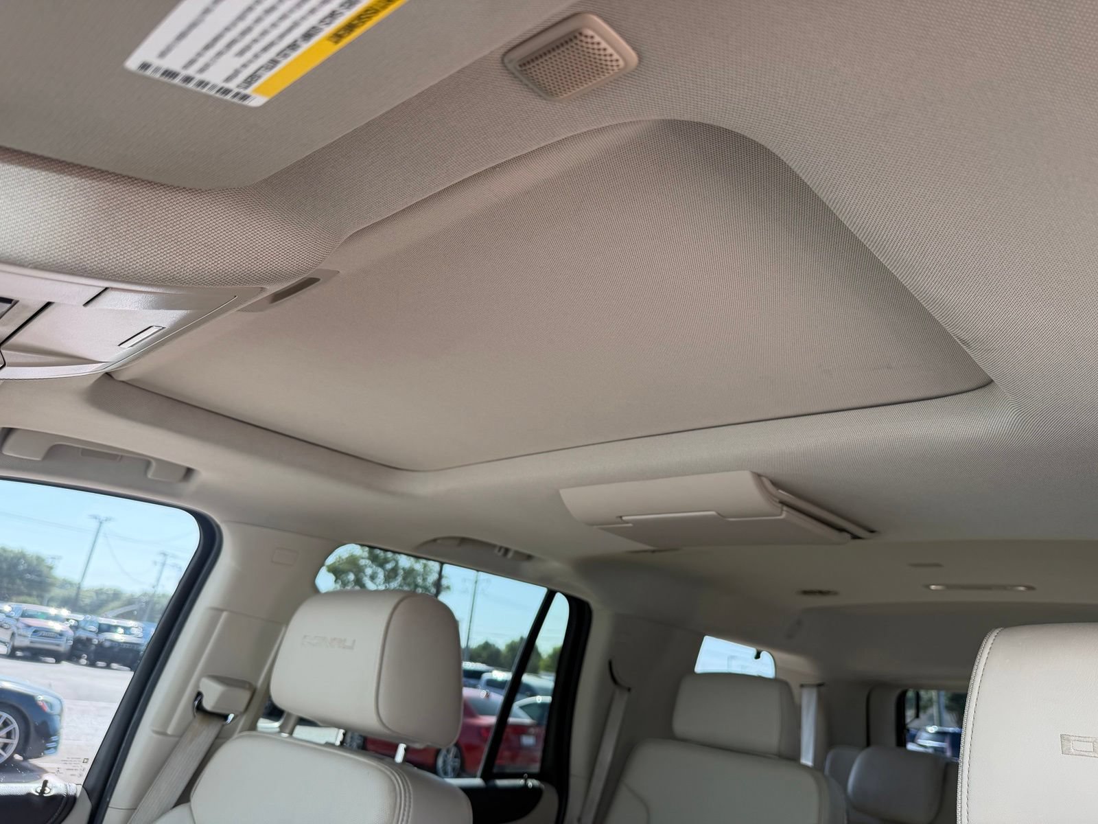 Used 2015 GMC Yukon Denali w/ Open Road Package AWD/4WD image 44