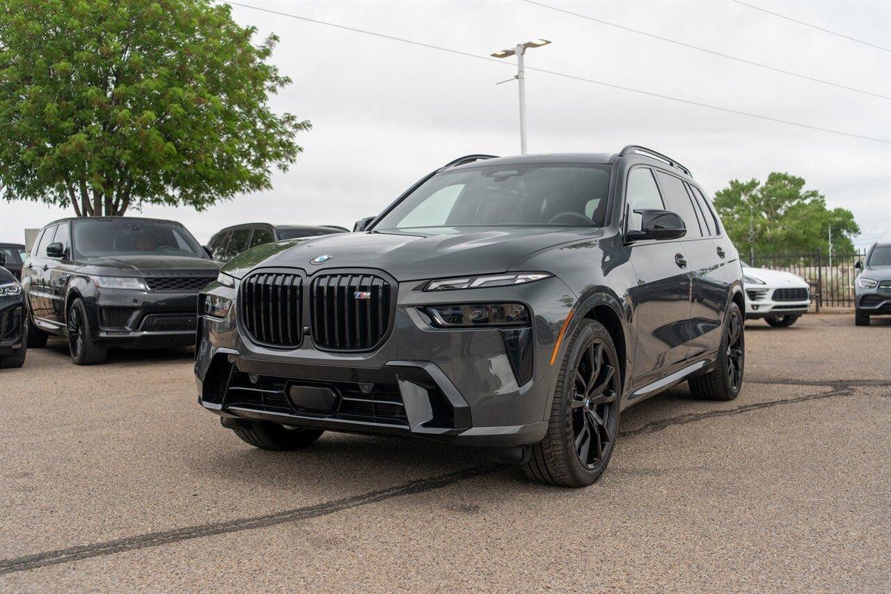 Used 2026 BMW X7 M60i AWD/4WD image 3