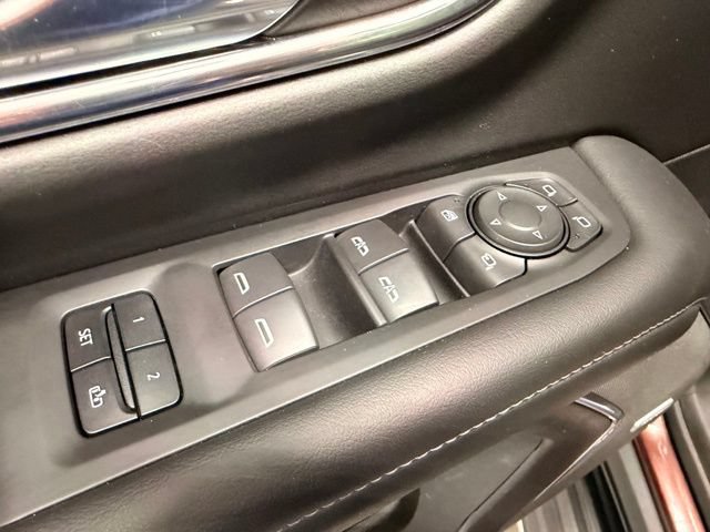 Used 2022 Chevrolet Tahoe LT w/ Luxury Package AWD/4WD image 26
