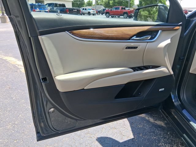 Used 2018 Cadillac XTS Luxury AWD/4WD image 9