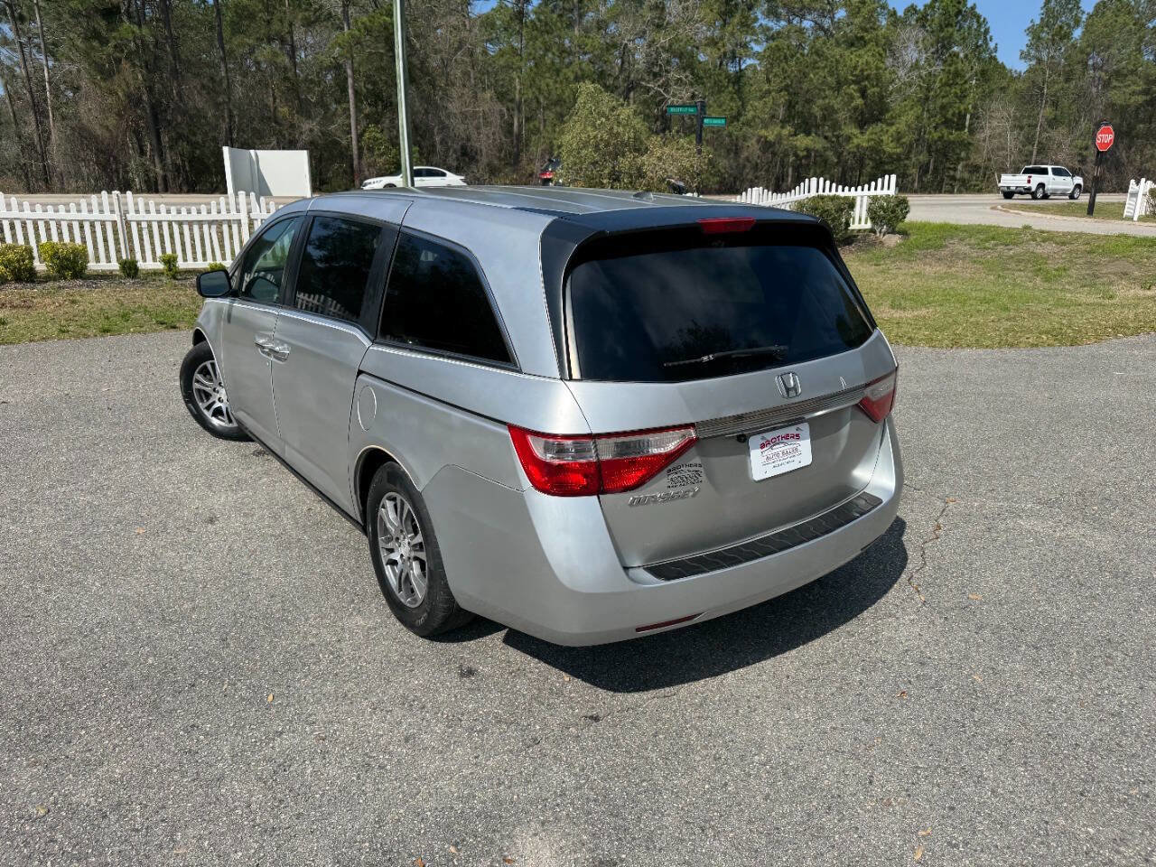 Used 2011 Honda Odyssey EX-L image 4