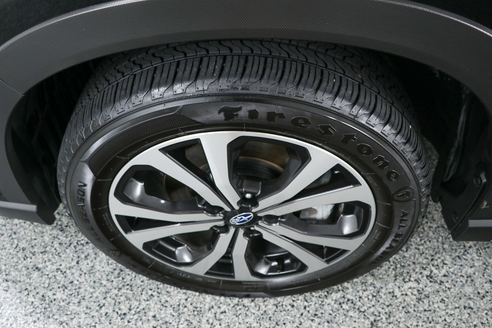 Used 2024 Subaru Forester Limited w/ Convenience Package image 11