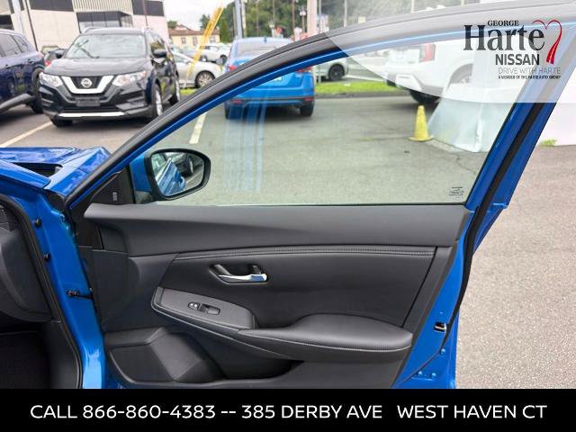Certified 2022 Nissan Sentra SV FWD image 27
