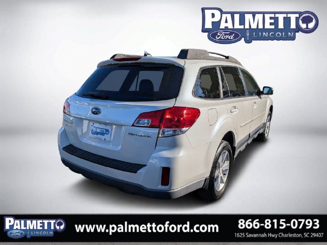 Used 2014 Subaru Outback 2.5i Premium AWD/4WD image 3