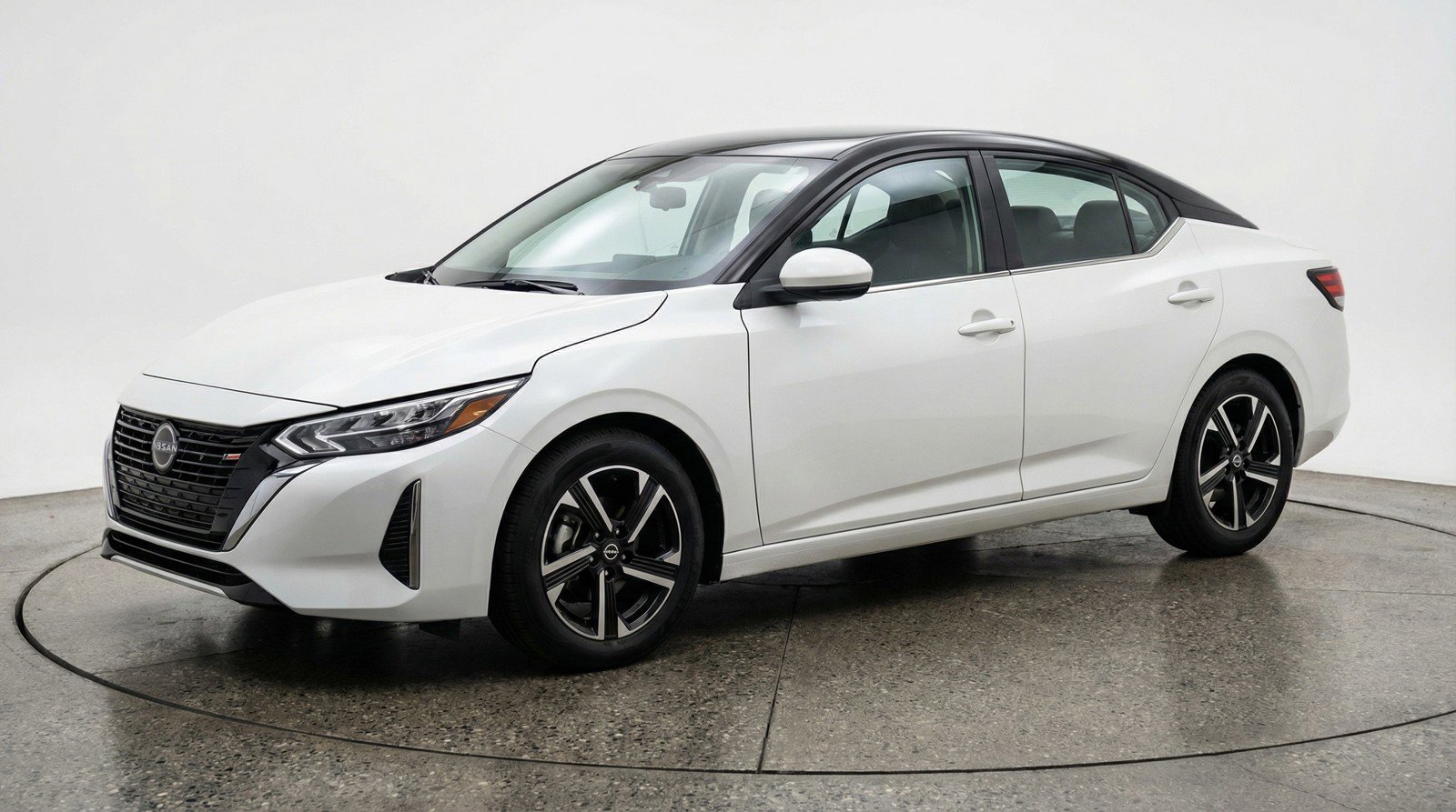 Used 2025 Nissan Sentra SV FWD image 3