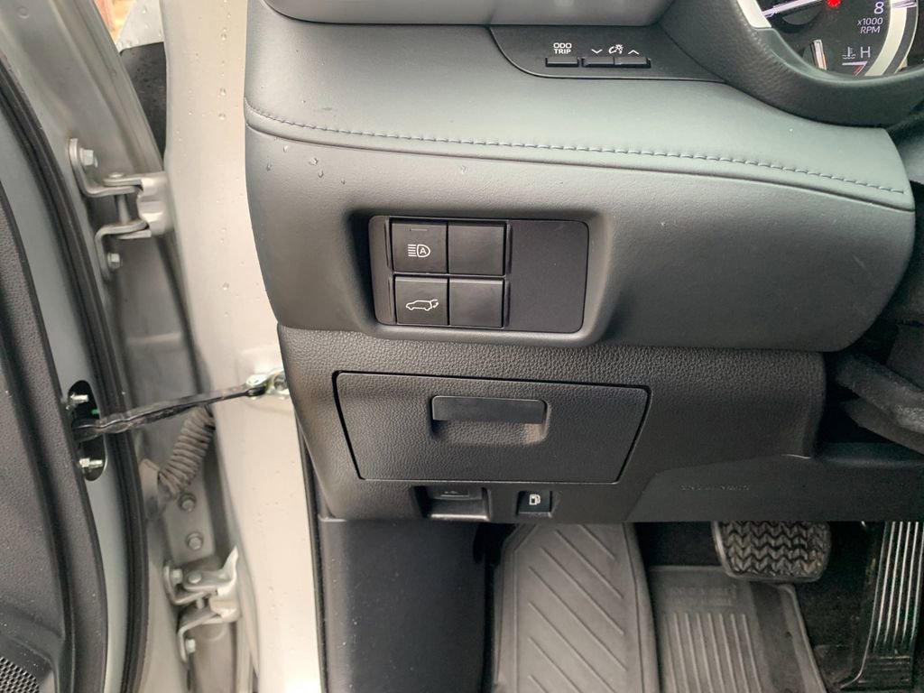 Used 2022 Toyota Highlander XSE image 35