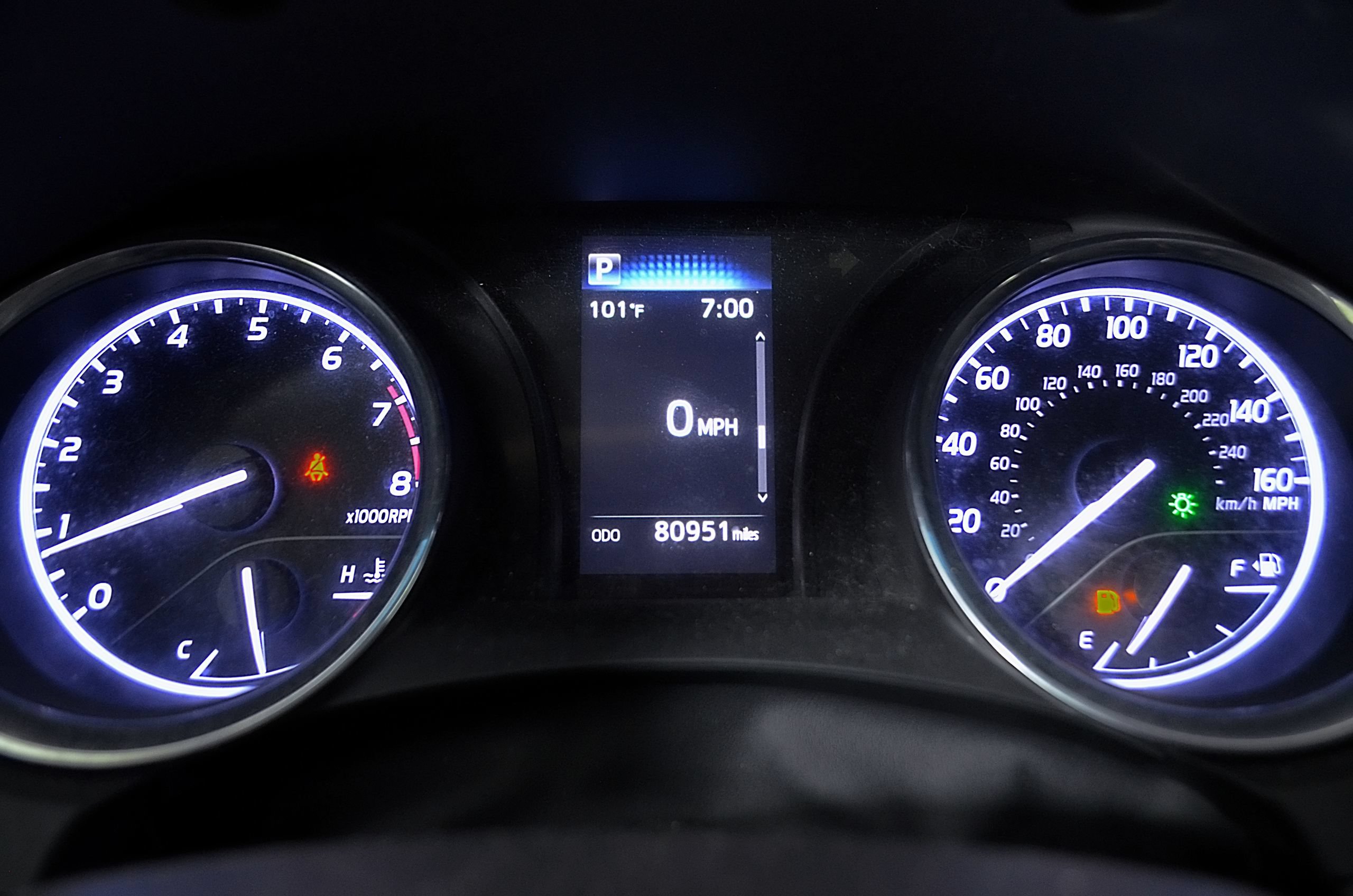 Used 2020 Toyota Camry SE FWD image 18