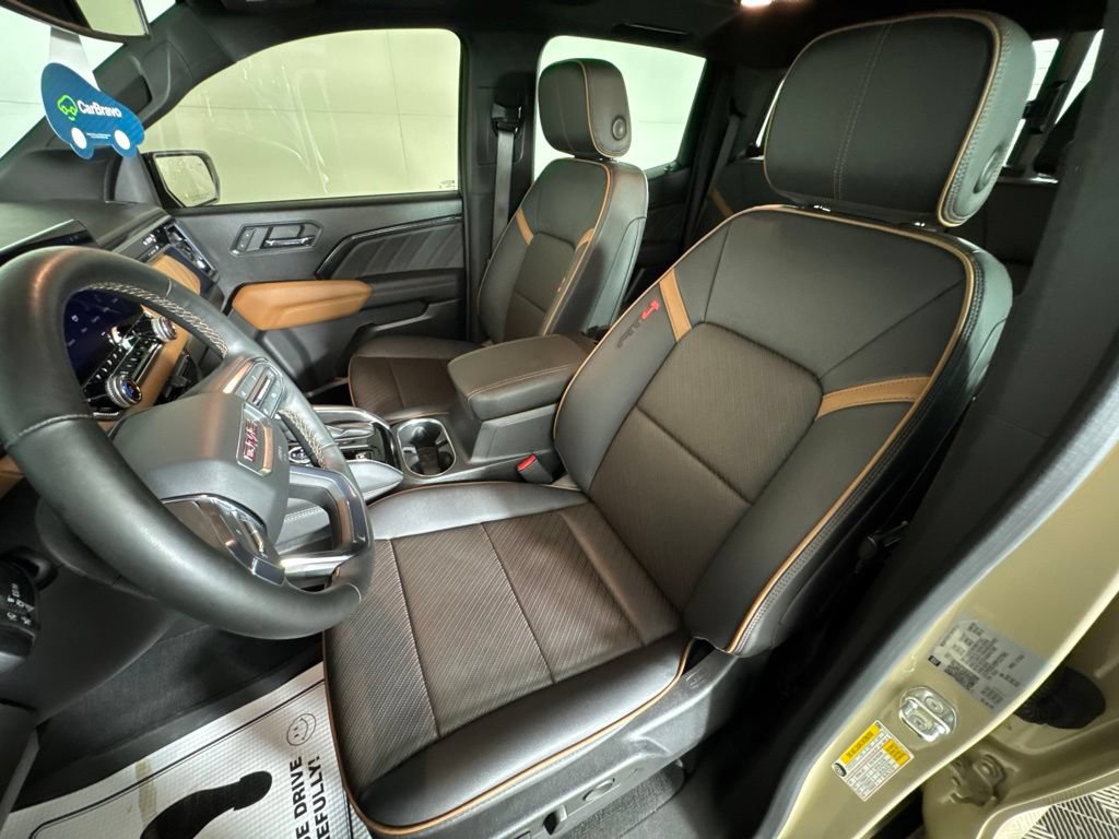Certified 2023 GMC Canyon AT4 w/ AT4 Premium Package AWD/4WD image 33