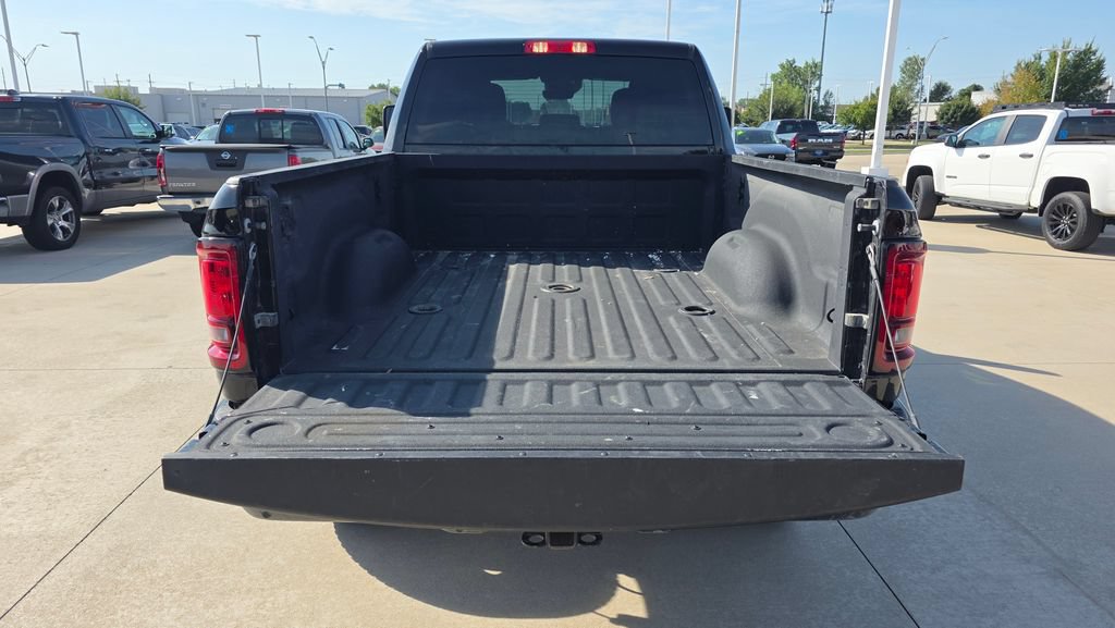 Used 2025 RAM 2500 Big Horn AWD/4WD image 5