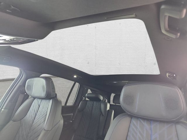 New 2026 Cadillac Escalade IQ Sport 1 w/ LPO, ONYX Package AWD/4WD image 29