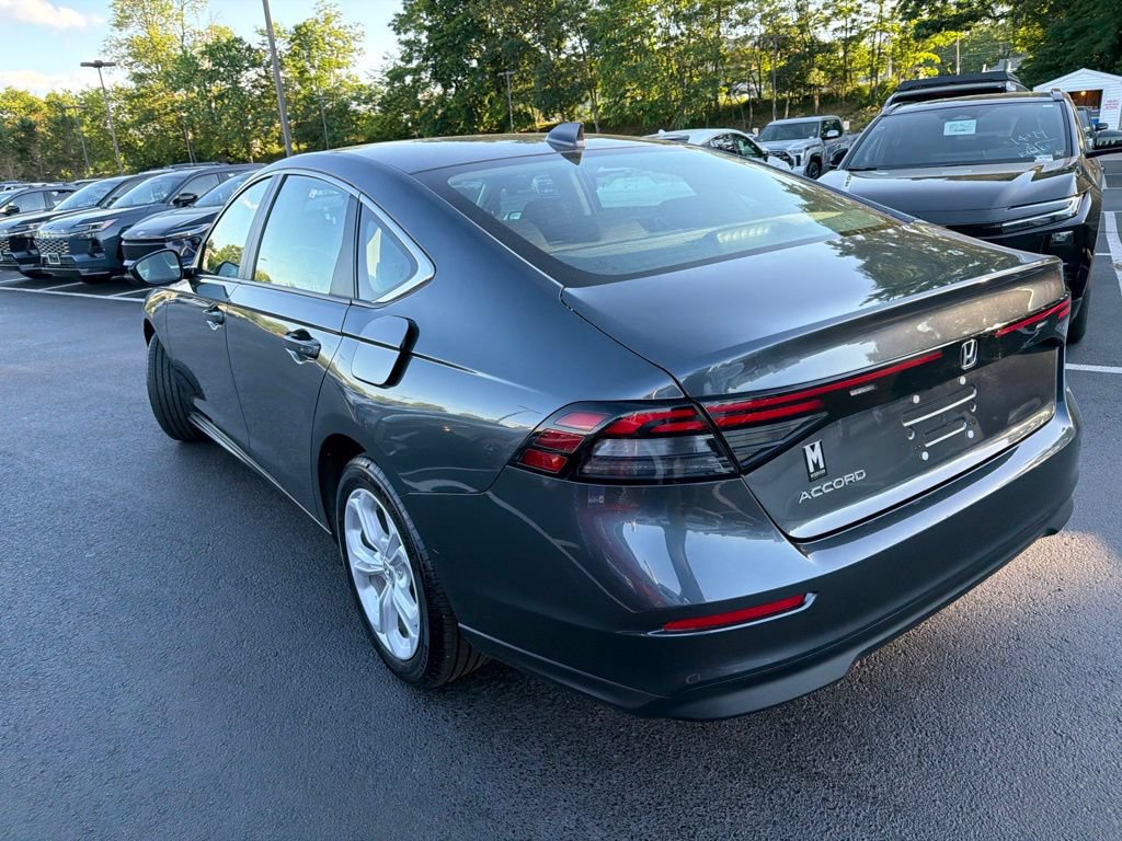 Used 2025 Honda Accord LX image 7