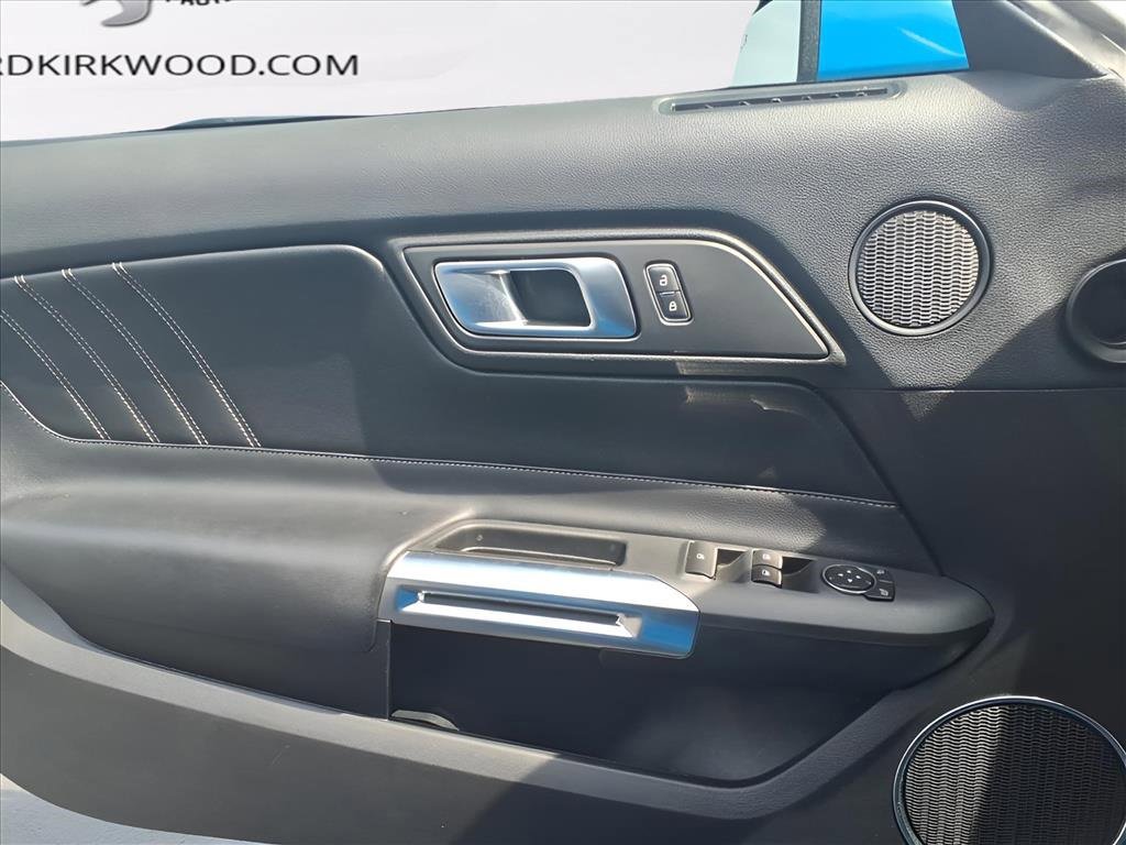 Used 2022 Ford Mustang Premium image 18