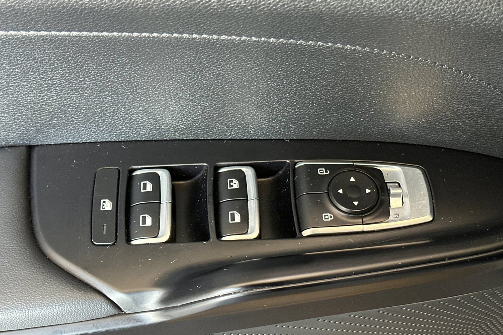 Certified 2024 Kia K5 GT-Line FWD image 12