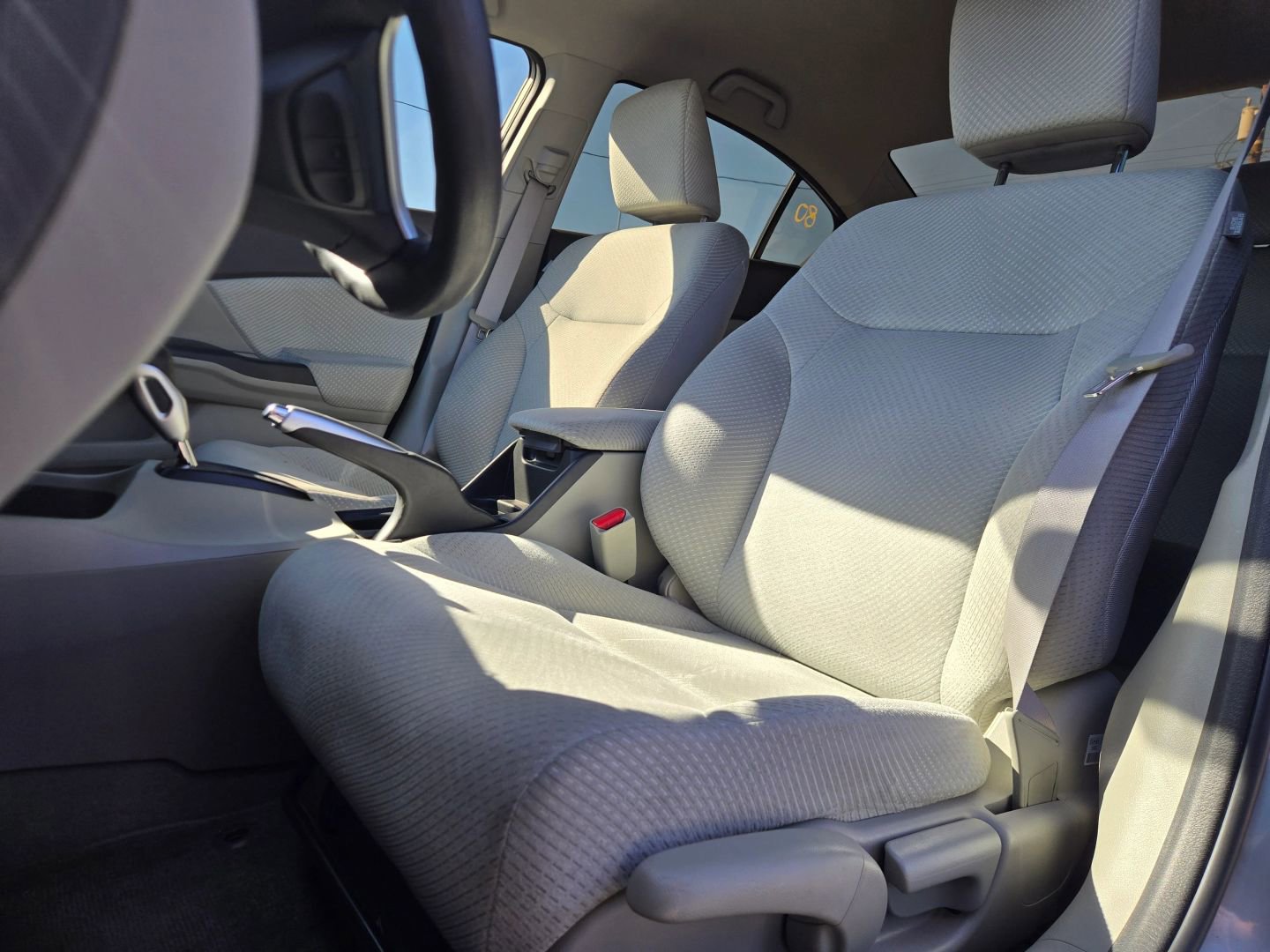 Used 2012 Honda Civic Hybrid Sedan image 10