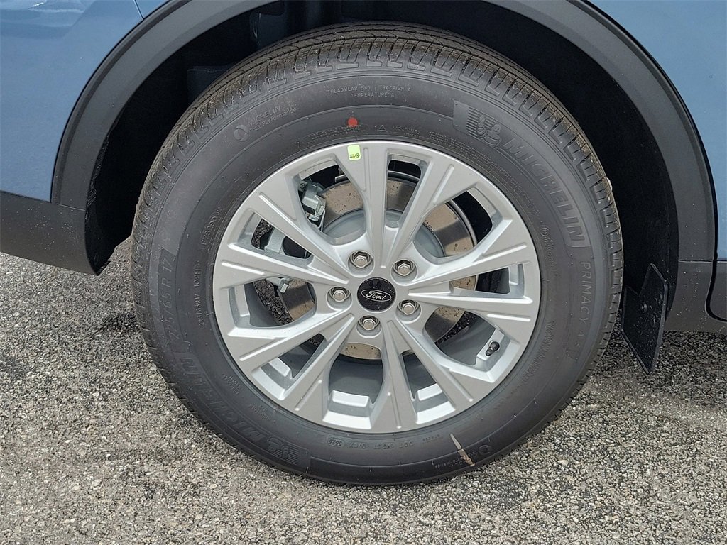 New 2026 Ford Escape Active image 5