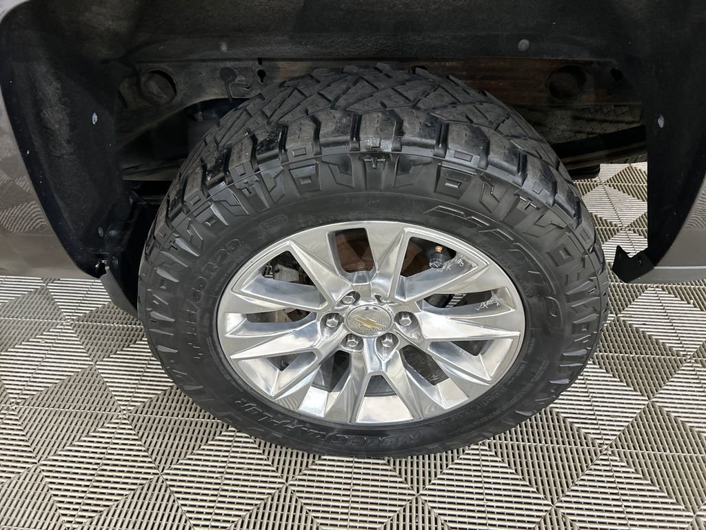 Used 2015 Chevrolet Silverado 1500 LT w/ All Star Edition AWD/4WD image 11