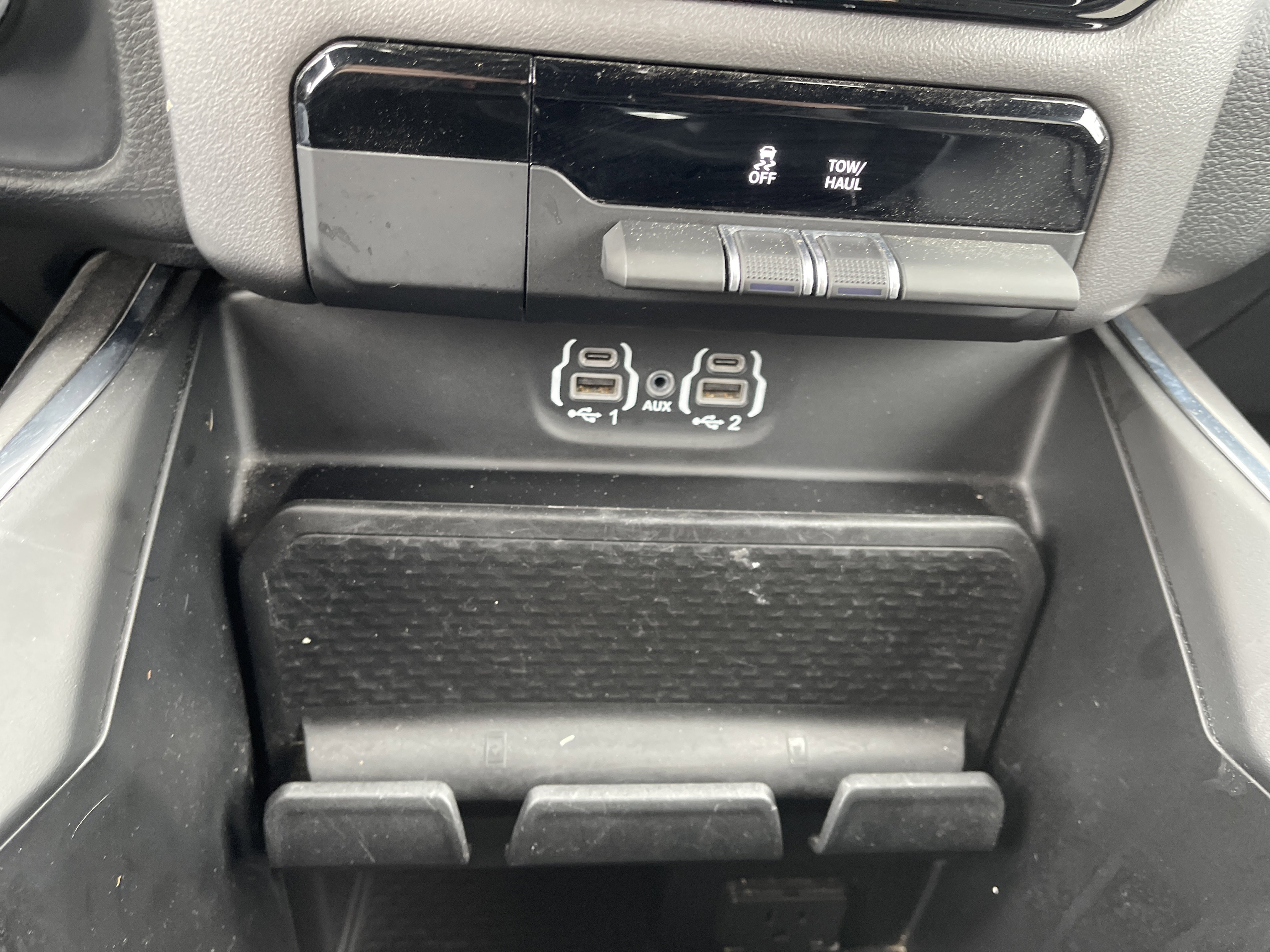 Used 2024 RAM 1500 Laramie image 36