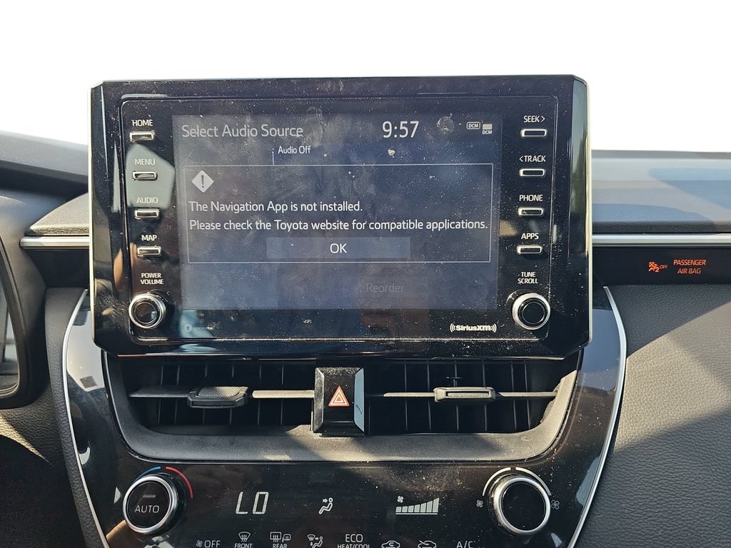 Used 2021 Toyota Corolla LE FWD image 22
