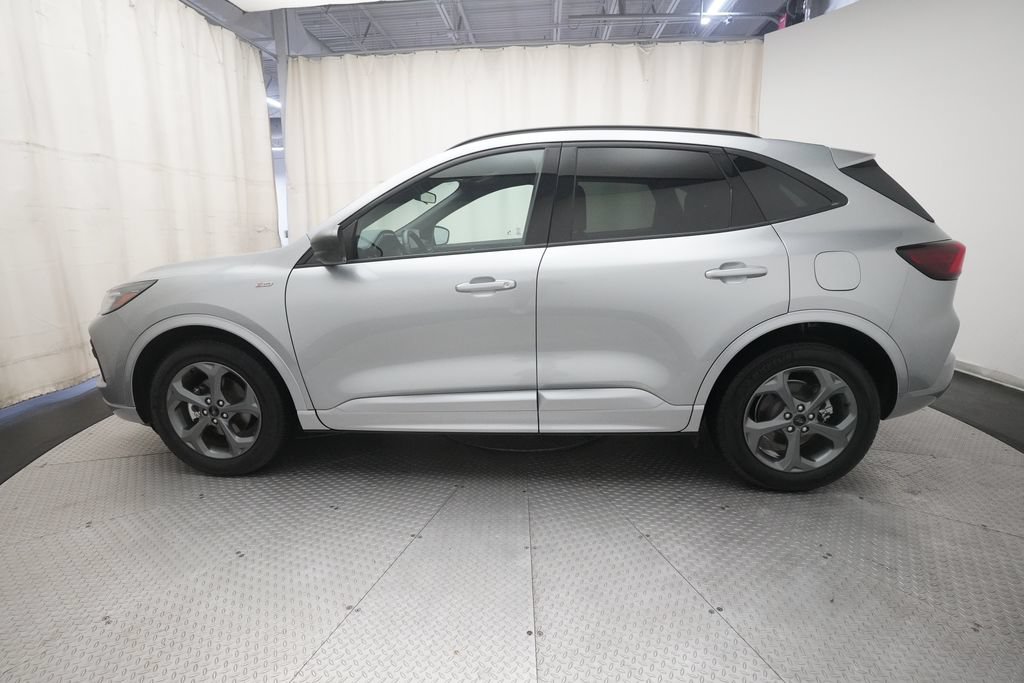 Used 2024 Ford Escape ST-Line w/ Equipment Group 301A FWD image 24