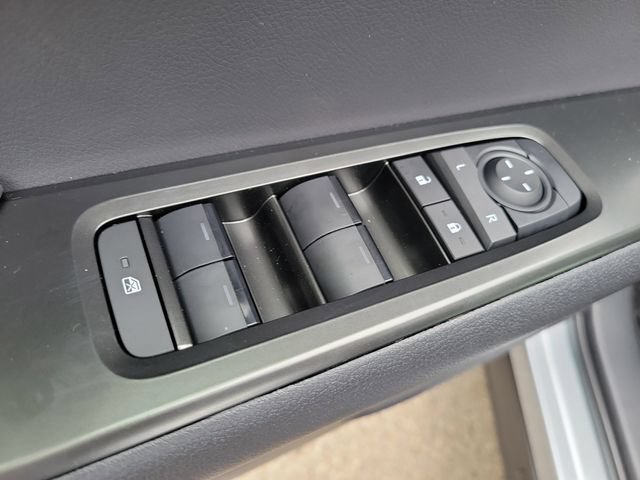 New 2026 Lexus UX 300h AWD image 20