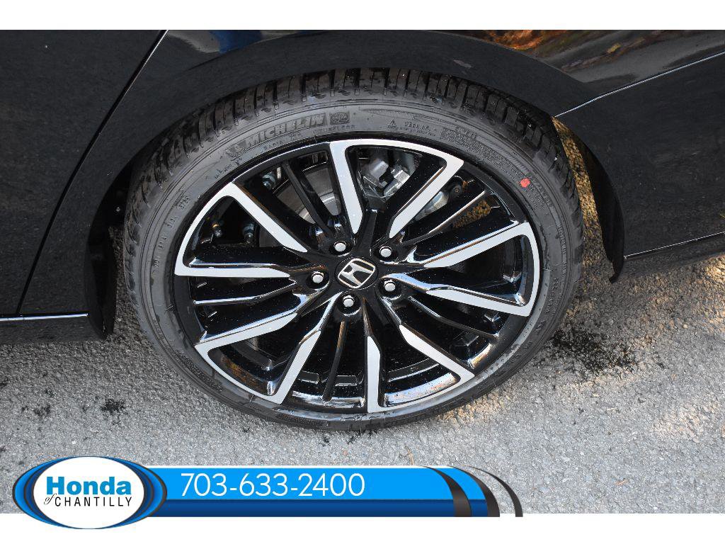 New 2025 Honda Accord Hybrid Touring image 37