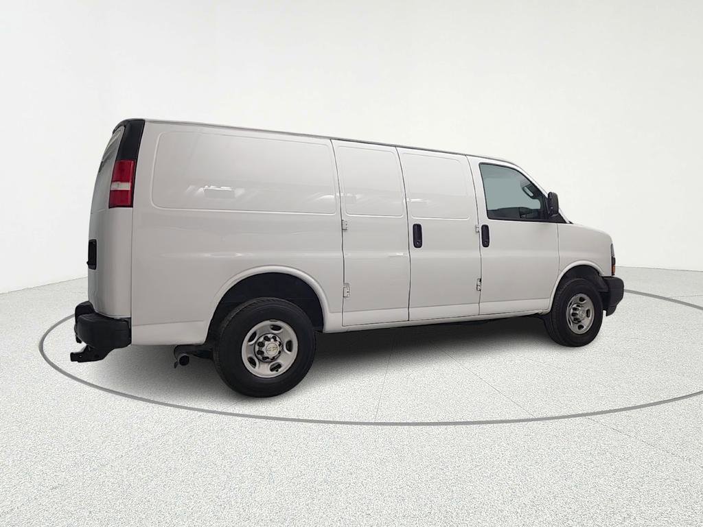 Used 2021 Chevrolet Express 2500 w/ Driver Convenience Package image 8