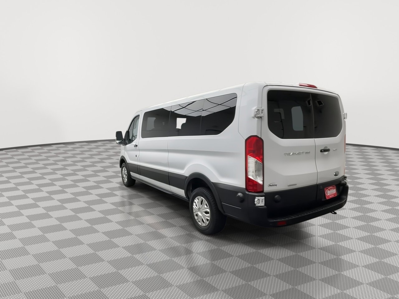 Certified 2024 Ford Transit 350 XLT RWD image 33