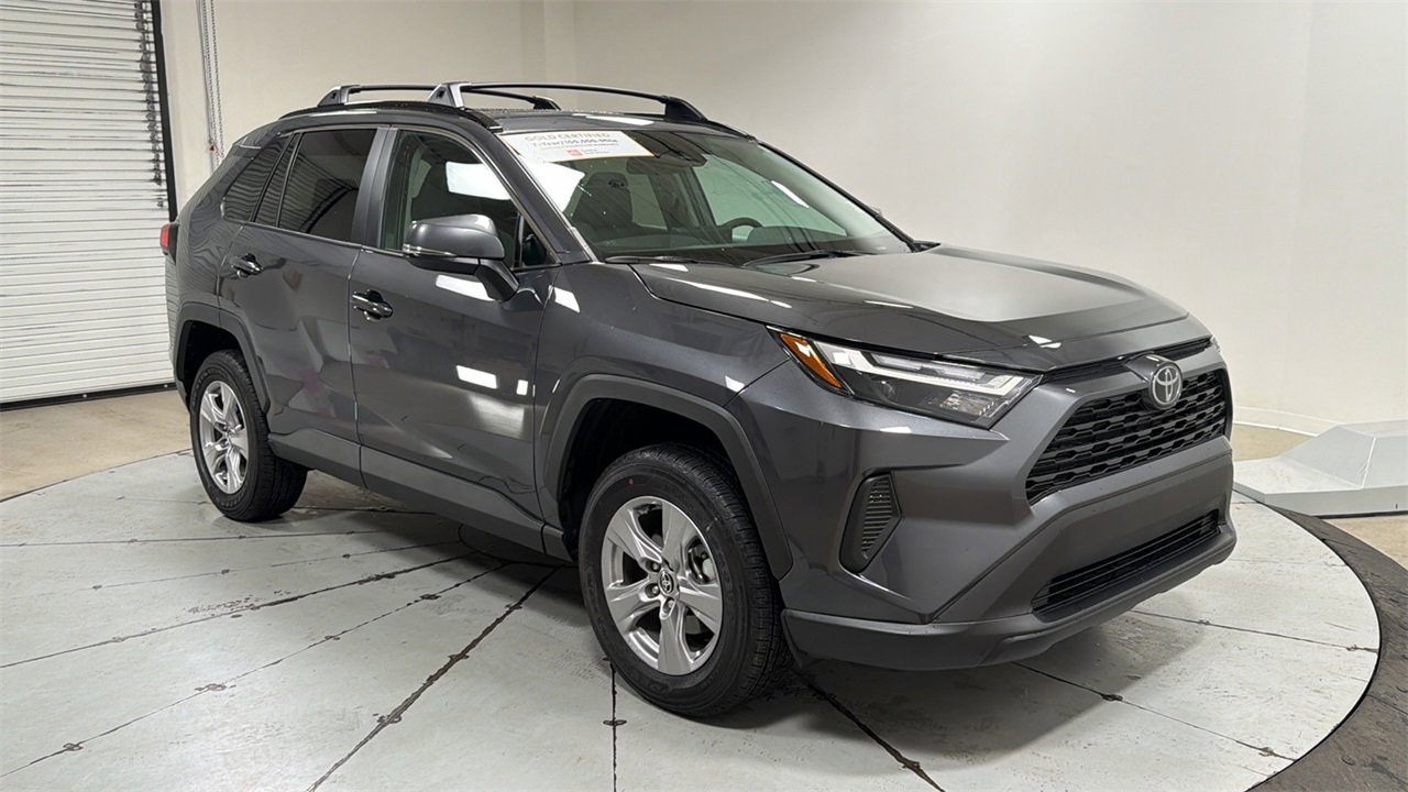 Certified 2025 Toyota RAV4 XLE w/ Convenience Package image 3