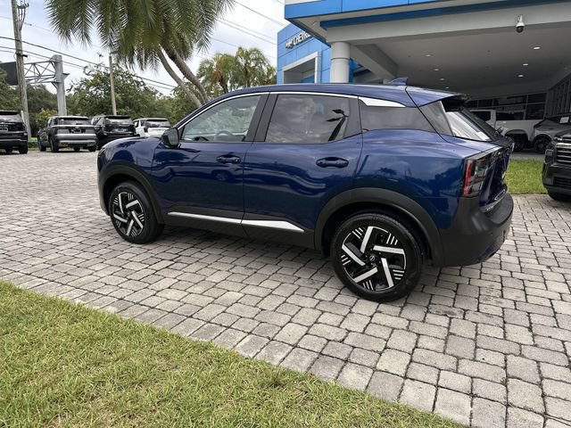 Used 2025 Nissan Kicks SV FWD image 33