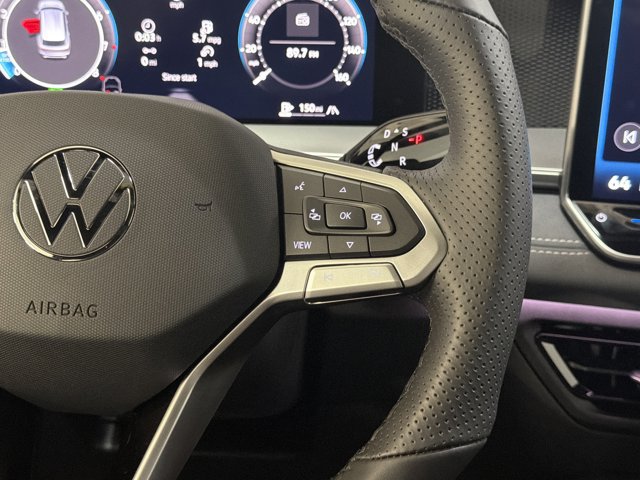 New 2026 Volkswagen Tiguan SE R-Line AWD/4WD image 31
