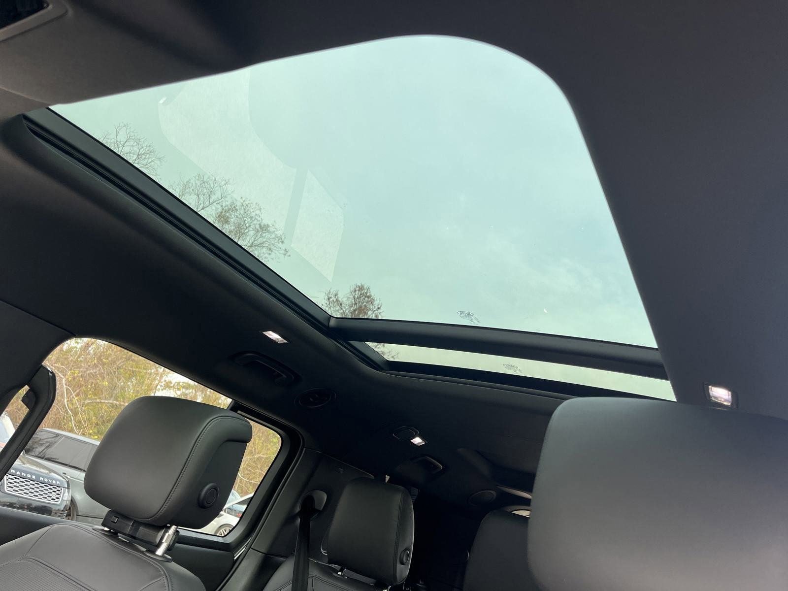 Used 2025 Land Rover Defender 130 Outbound image 12