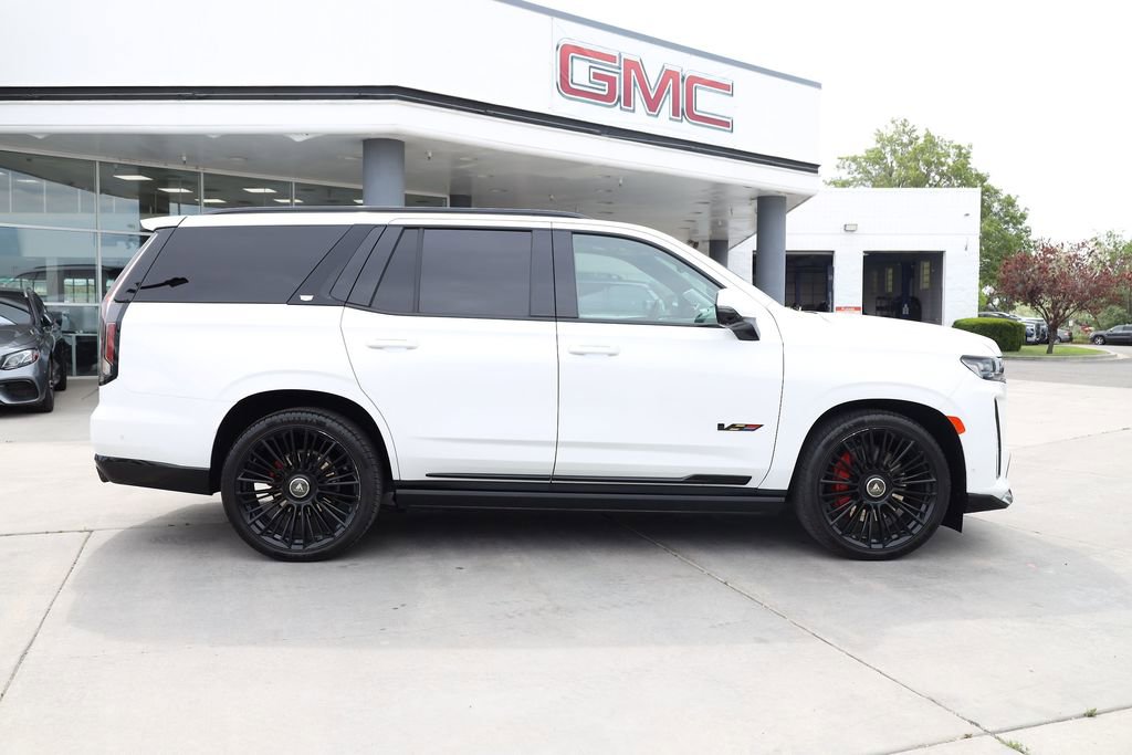 Used 2023 Cadillac Escalade V AWD/4WD image 7